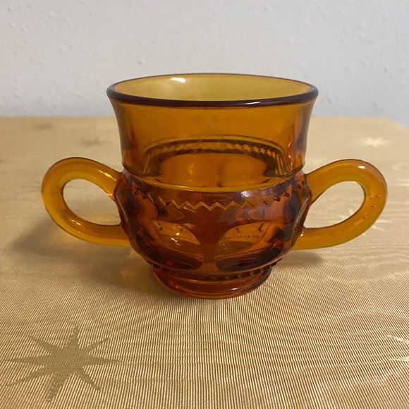 Vintage Indiana Glass Amber Kings Thumbprint Sugar and Creamer Set With Tray - Picture 8 of 13